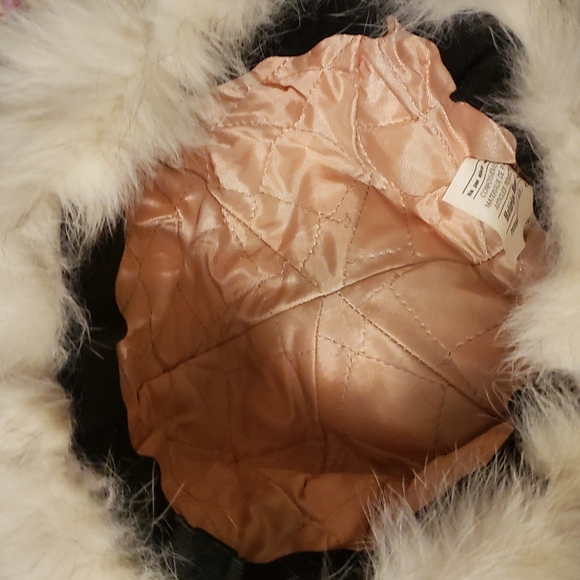 Vintage fur hat - Picture 4 of 4